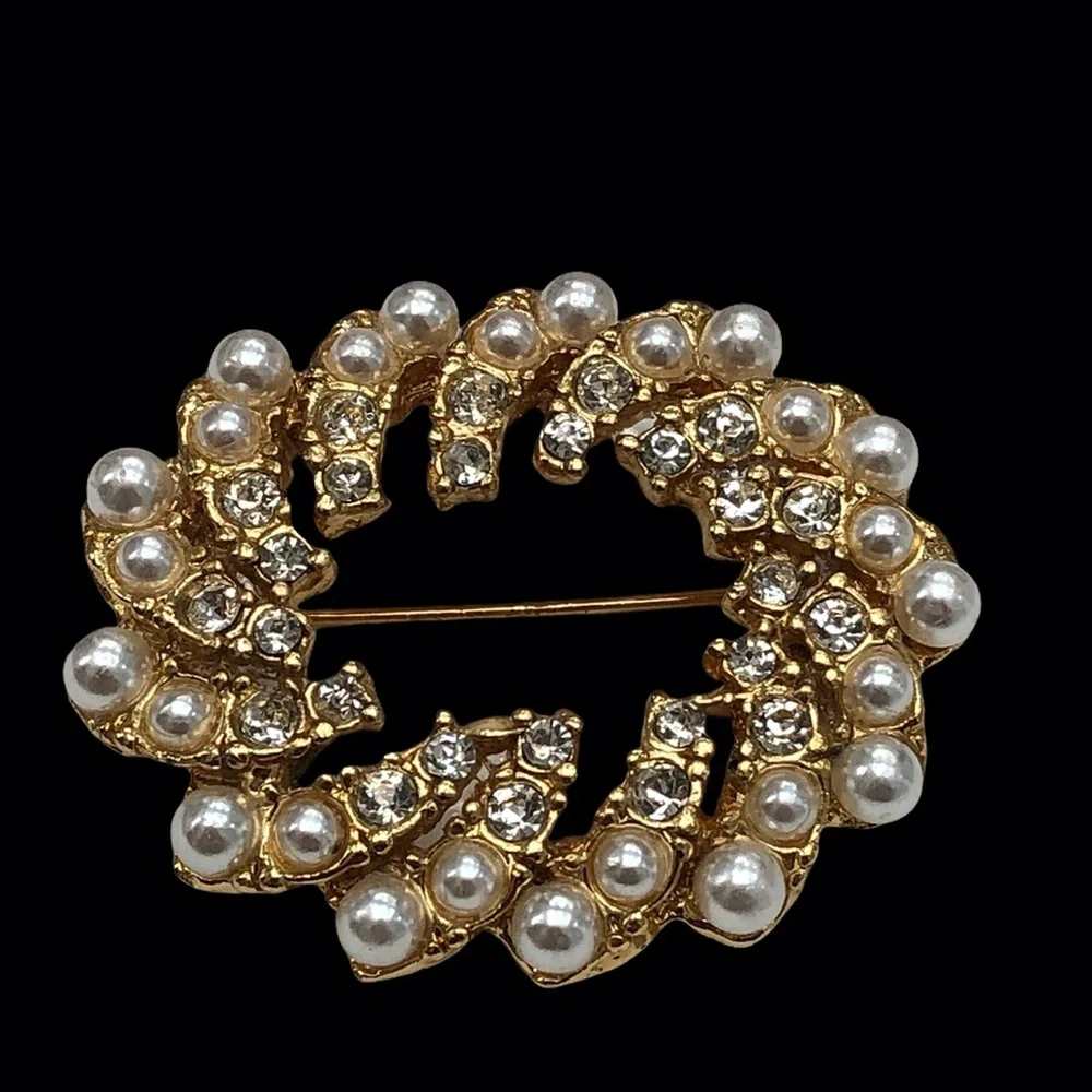 Vintage pearl crystal